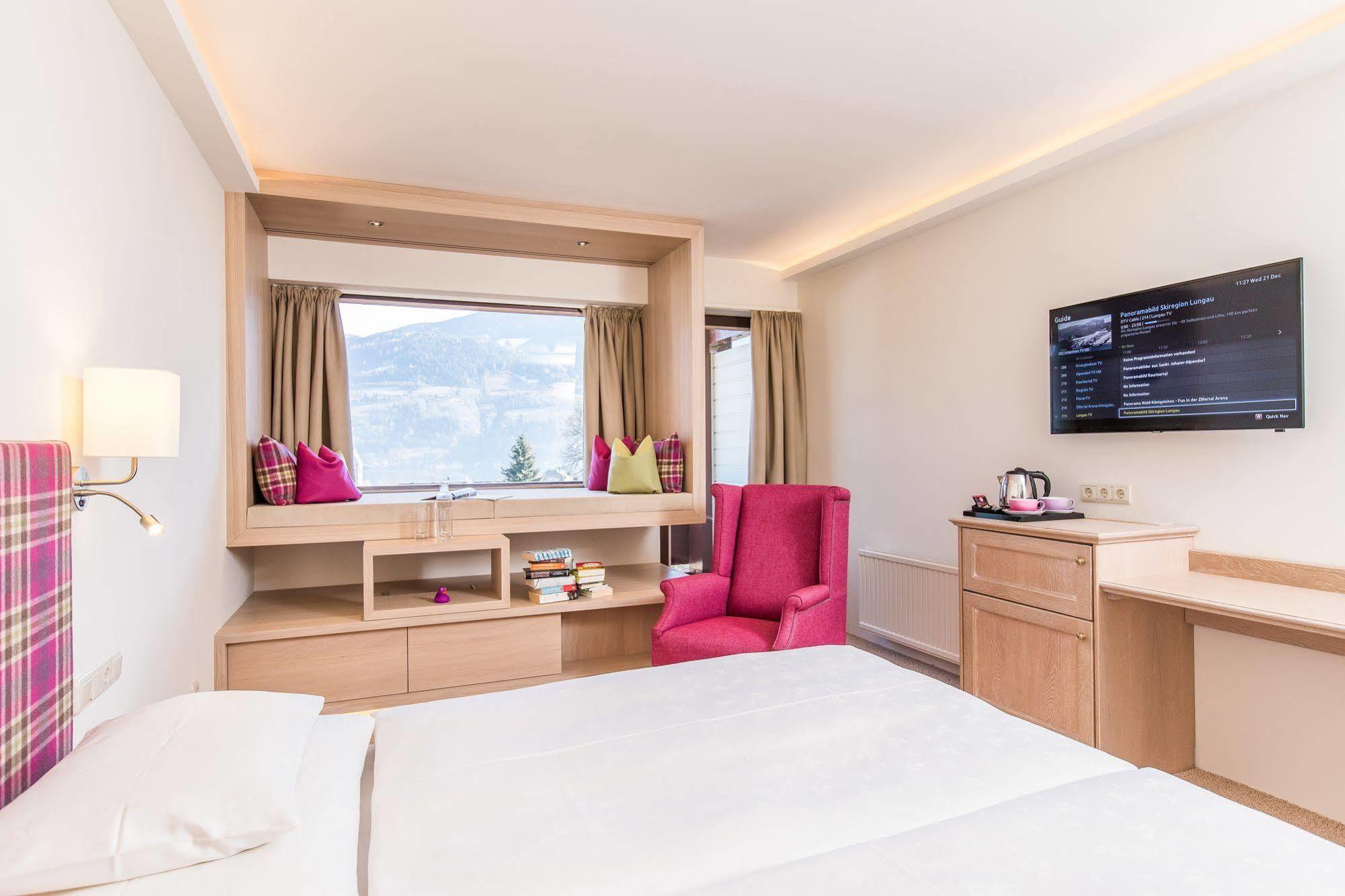 Alpin- Das Sporthotel - Ski In Ski Out Cityxpress, Summercard Included Zell am See Exteriör bild