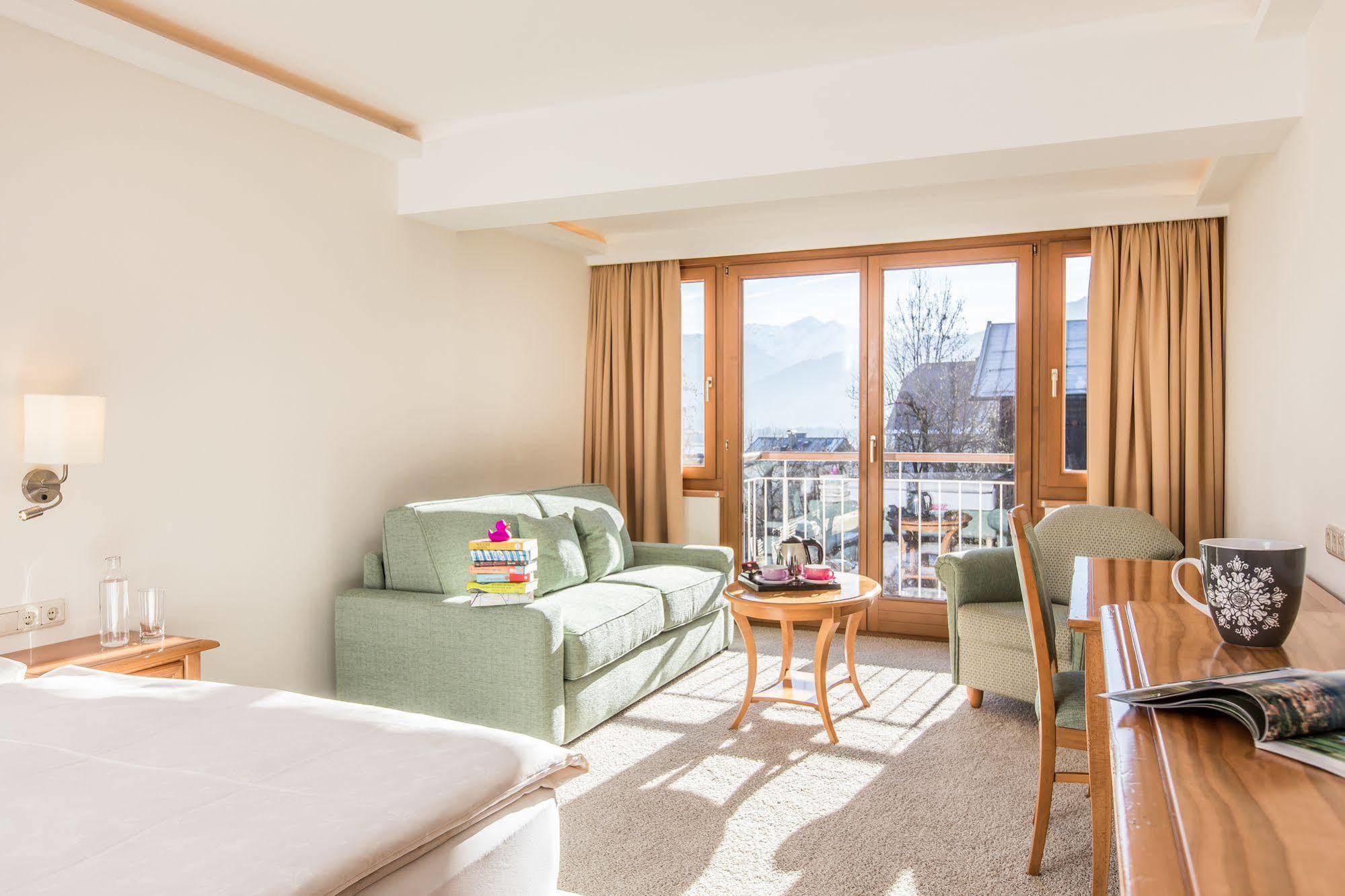 Alpin- Das Sporthotel - Ski In Ski Out Cityxpress, Summercard Included Zell am See Exteriör bild