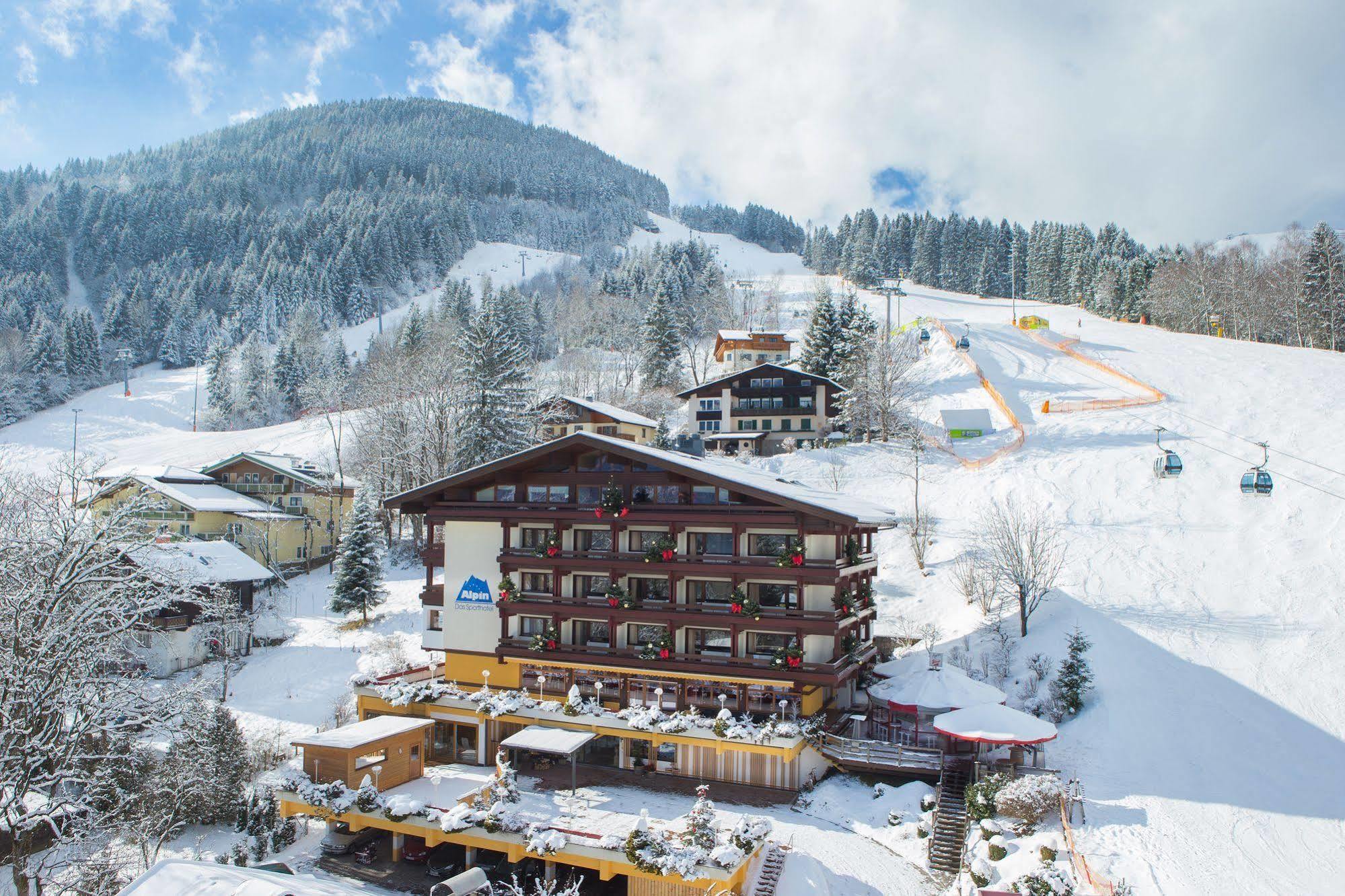 Alpin- Das Sporthotel - Ski In Ski Out Cityxpress, Summercard Included Zell am See Exteriör bild